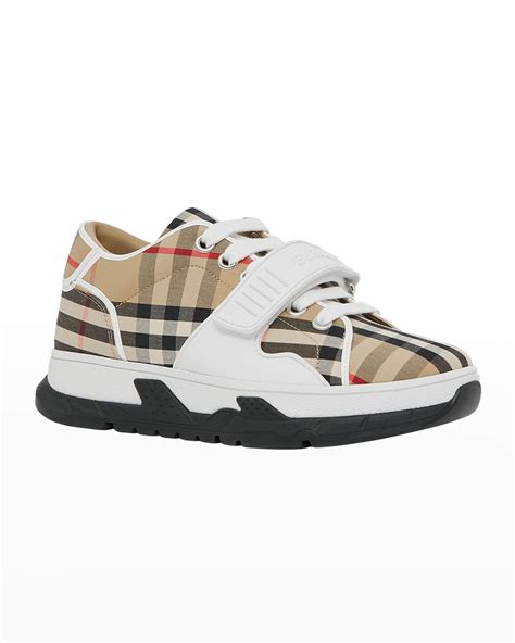 burberry детская|kids Burberry shoes.